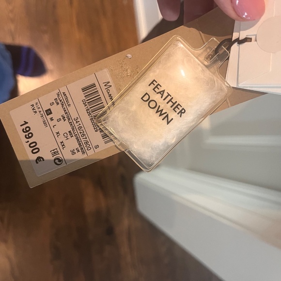 Massimo Dutti lightweight down coat - Picture 5 of 11